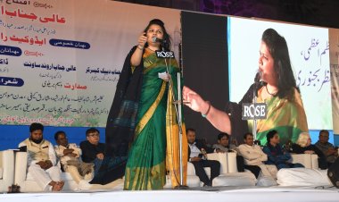 डॉ. प्रज्ञा शर्मा' ने कहा…."जिन्हें जुनून हो लहरों से जंग करने का, समुंदरों में वही रास्ता बनाते हैं